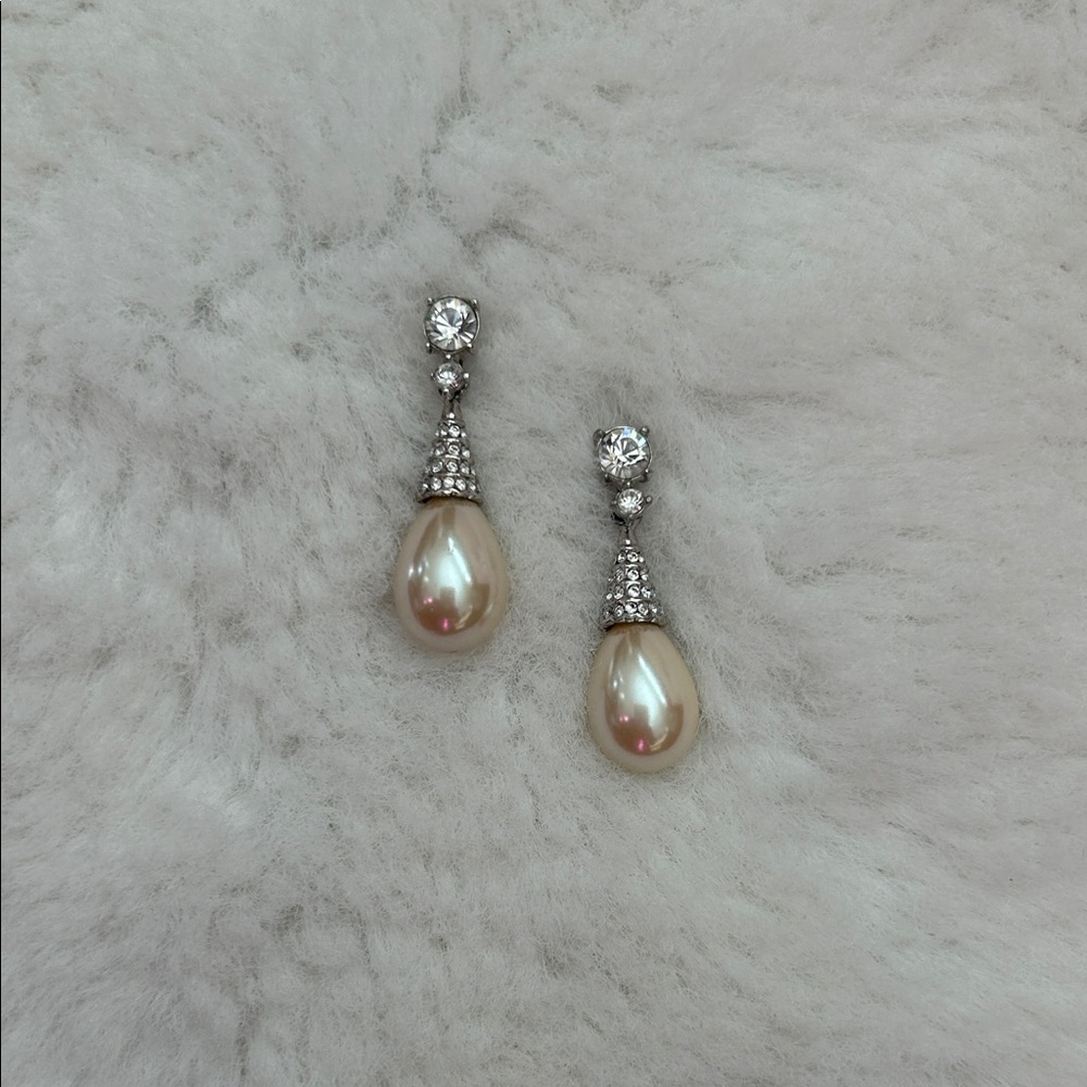 Diana, Princess of Wales Lustrous Pearl and Crystal Teardrop Earrings